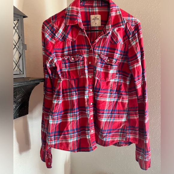 Hollister Tops - Ladies Hollister Pearl Snap long sleeve Western Shirt